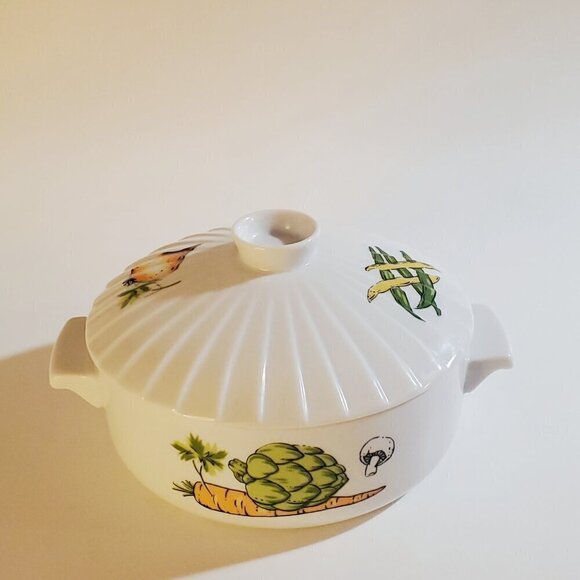 STYSON Japan Vintage Oven to Table Cookware Stamped Retro Casserole Dish Lid EUC - Picture 2 of 12